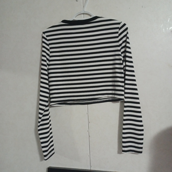 Strip half top - Picture 2 of 6